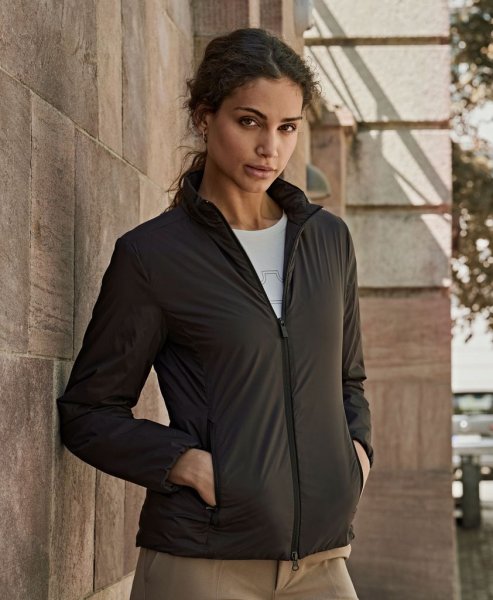 Zoom bild av Women's PureLite Jacket Black