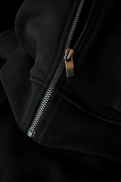 Zoom bild av Woman fashionable trainer, black