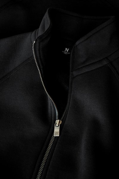 Zoom bild av Woman fashionable trainer, black