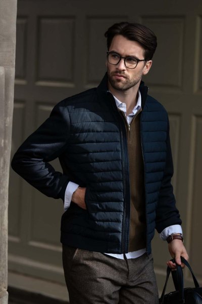 Zoom bild av Versatile hybrid jacket, navy