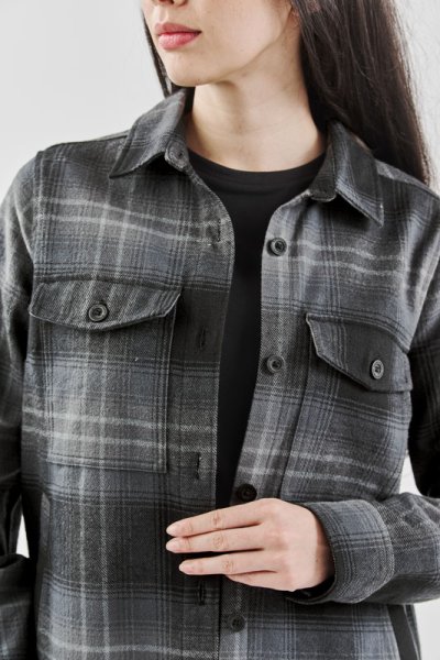 Zoom bild av Women's Highland Shacket, carbon/black