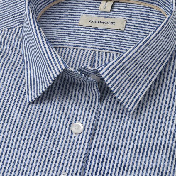 Zoom bild av Blue/white female stretch twill shirt, comfort fit