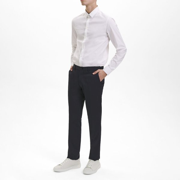 Zoom bild av Traveller mens trouser fitted, dark navy