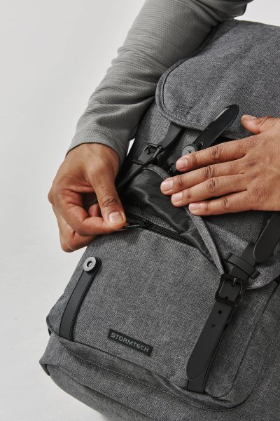 Zoom bild av Oasis Backpack, carbon heather