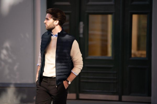 Zoom bild av Premium hybrid bodywarmer, navy